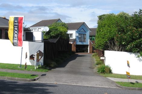 Photo of property in 42 Loloma Drive, Half Moon Bay, Auckland, 2012