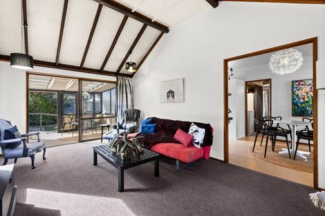 Photo of property in 18 Walton Place, Flaxmere, Hastings, 4120