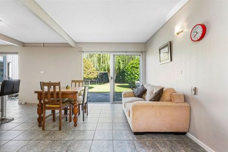 Photo of property in 5 Fairway Drive, Te Kamo, Whangarei, 0112