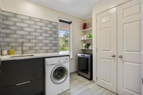 Photo of property in 17 Kahia Lane, Redvale, Albany, 0792
