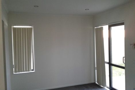 Photo of property in 15 Matata Drive, Takanini, 2112