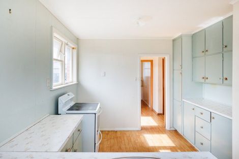 Photo of property in 30 Pembroke Street, Highbury, Palmerston North, 4412