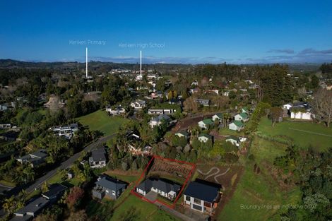 Photo of property in 7 Kingston Place, Kerikeri, 0230