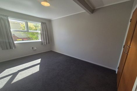 Photo of property in 2/10 Trevethick Grove, Woburn, Lower Hutt, 5010