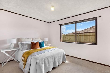 Photo of property in 7 Colleen Norma Place, Half Moon Bay, Auckland, 2012