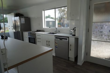 Photo of property in 11 Russell Street, Otane, 4202