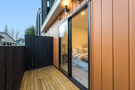 Photo of property in 2/46 Jillian Drive, Ranui, 0612