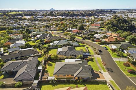 Photo of property in 5 Mahonia Place, Pyes Pa, Tauranga, 3112