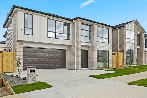 Photo of property in 8 Crossgar Road, Flat Bush, 2019