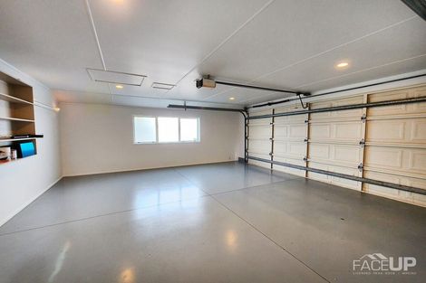 Photo of property in 4 Worthington Place, West Harbour, Auckland, 0618