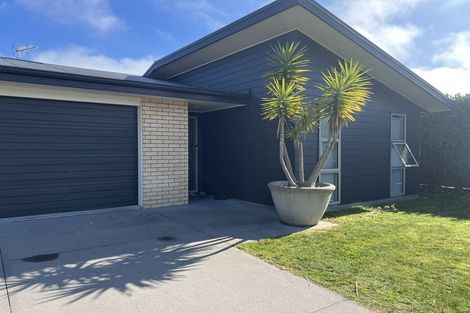 Photo of property in 7 Satchmo Place, Rototuna North, Hamilton, 3210