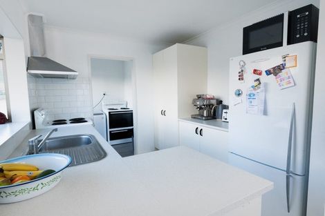 Photo of property in 25 Loughanure Place, Massey, Auckland, 0614