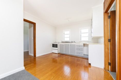 Photo of property in 16 Manuka Street, Hokowhitu, Palmerston North, 4410