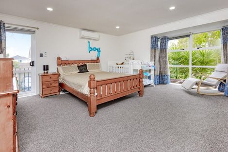 Photo of property in 71 The Track, Takanini, 2112