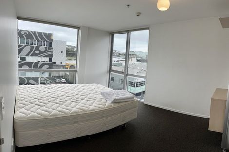 Photo of property in 2 Torrens Terrace, Mount Cook, Wellington, 6011