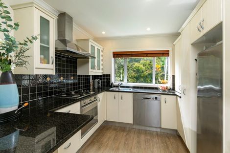 Photo of property in 33 Penzance Road, Mairangi Bay, Auckland, 0630