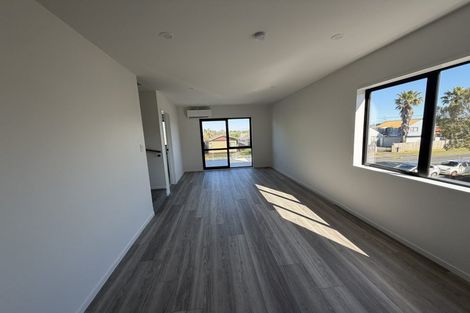 Photo of property in 1/24 Aberfeldy Avenue, Highland Park, Auckland, 2010