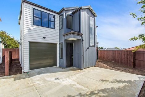 Photo of property in 165 Waimumu Road, Massey, Auckland, 0614