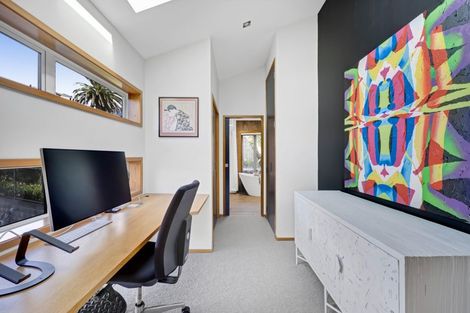 Photo of property in 30 Ngamotu Road, Moturoa, New Plymouth, 4310