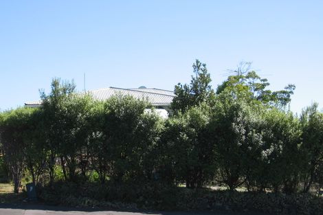 Photo of property in 2/223 Onewa Road, Birkenhead, Auckland, 0626