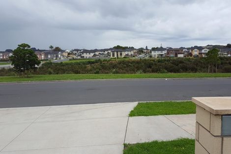 Photo of property in 5 Dunkineely Road, Flat Bush, Auckland, 2019