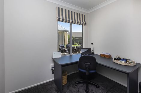 Photo of property in 3 Handel Close, Northwood, Christchurch, 8051