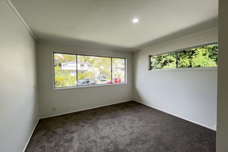 Photo of property in 73 Ayton Drive, Totara Vale, Auckland, 0629