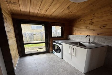 Photo of property in 6 Bronzewing Terrace, Unsworth Heights, Auckland, 0632