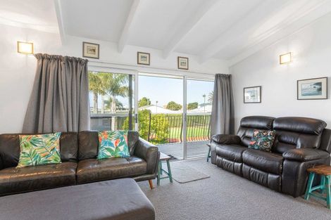 Photo of property in 415 Port Road, Whangamata, 3620