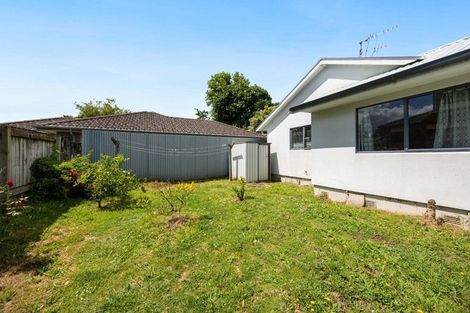 Photo of property in 2/49 Clevedon Road, Papakura, 2110