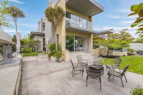 Photo of property in 45 Waiwetu Street, Fendalton, Christchurch, 8052