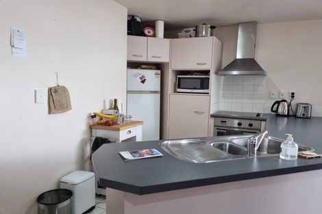 Photo of property in Grandstand Apartments, 12/80u Kent Terrace, Mount Victoria, Wellington, 6011