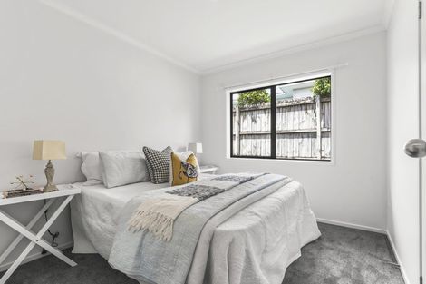 Photo of property in 36 Ranchod Terrace, Pukekohe, 2120