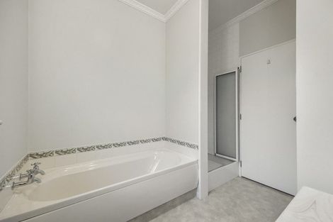 Photo of property in 231 Bay View Road, Saint Clair, Dunedin, 9012