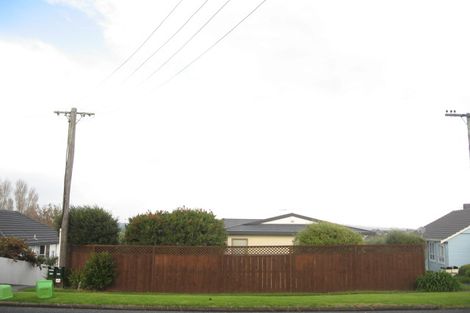Photo of property in 57b Mellons Bay Road, Mellons Bay, Auckland, 2014