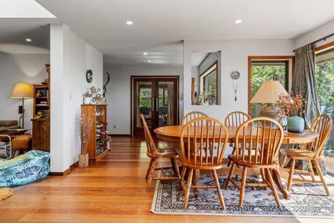 Photo of property in 14 Glen Mohr, Acacia Bay, Taupo, 3385