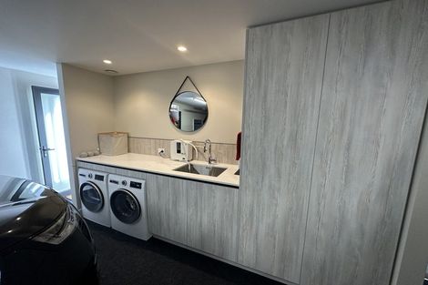 Photo of property in 10 Drysdale Road, Jacks Point, 9371