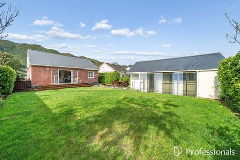 Photo of property in 9 Bell Road, Waiwhetu, Lower Hutt, 5010