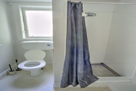 Photo of property in 3/44 Northland Road, Northland, Wellington, 6012