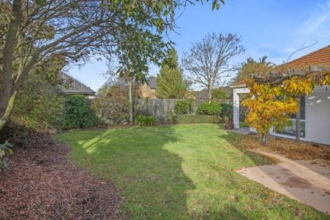 Photo of property in 24 Millcroft Place, Parklands, Christchurch, 8083