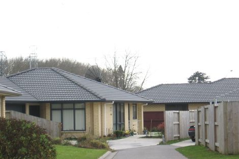 Photo of property in 219 Old Farm Road, Hamilton East, Hamilton, 3216