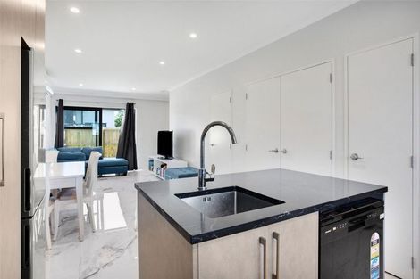 Photo of property in 21a Ventura Street, Mangere, Auckland, 2022