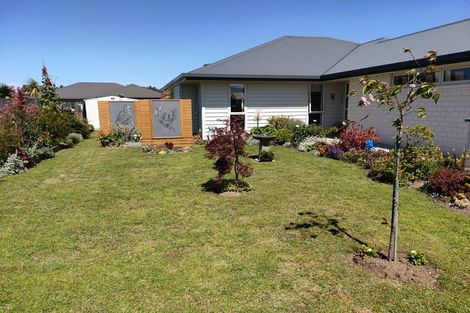 Photo of property in 120 Kupe Drive, Whitianga, 3510
