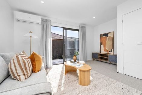 Photo of property in 2/9 Vesty Avenue, Hillcrest, Hamilton, 3216