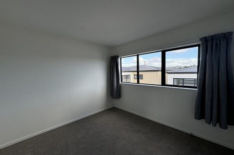Photo of property in 10 Elegant Lane, Ranui, 0612