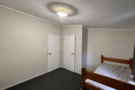 Photo of property in 5 Emmadale Lane, Hamilton East, Hamilton, 3216