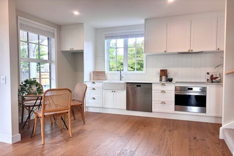 Photo of property in 62a Wilsons Road, Saint Martins, Christchurch, 8022