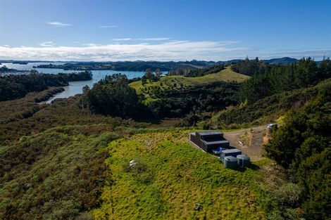 Photo of property in 93 Ranui Road, Karetu, 0283