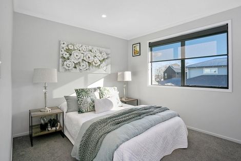 Photo of property in 33 Rose Leigh Drive, Cambridge, 3434