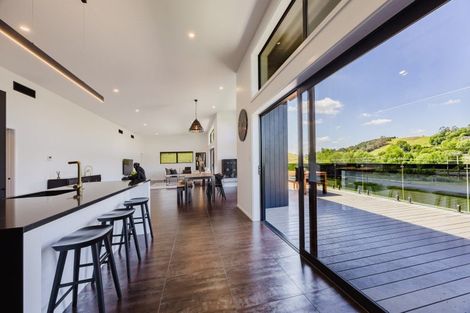 Photo of property in 4 Cemetery Road, Waipawa, 4273